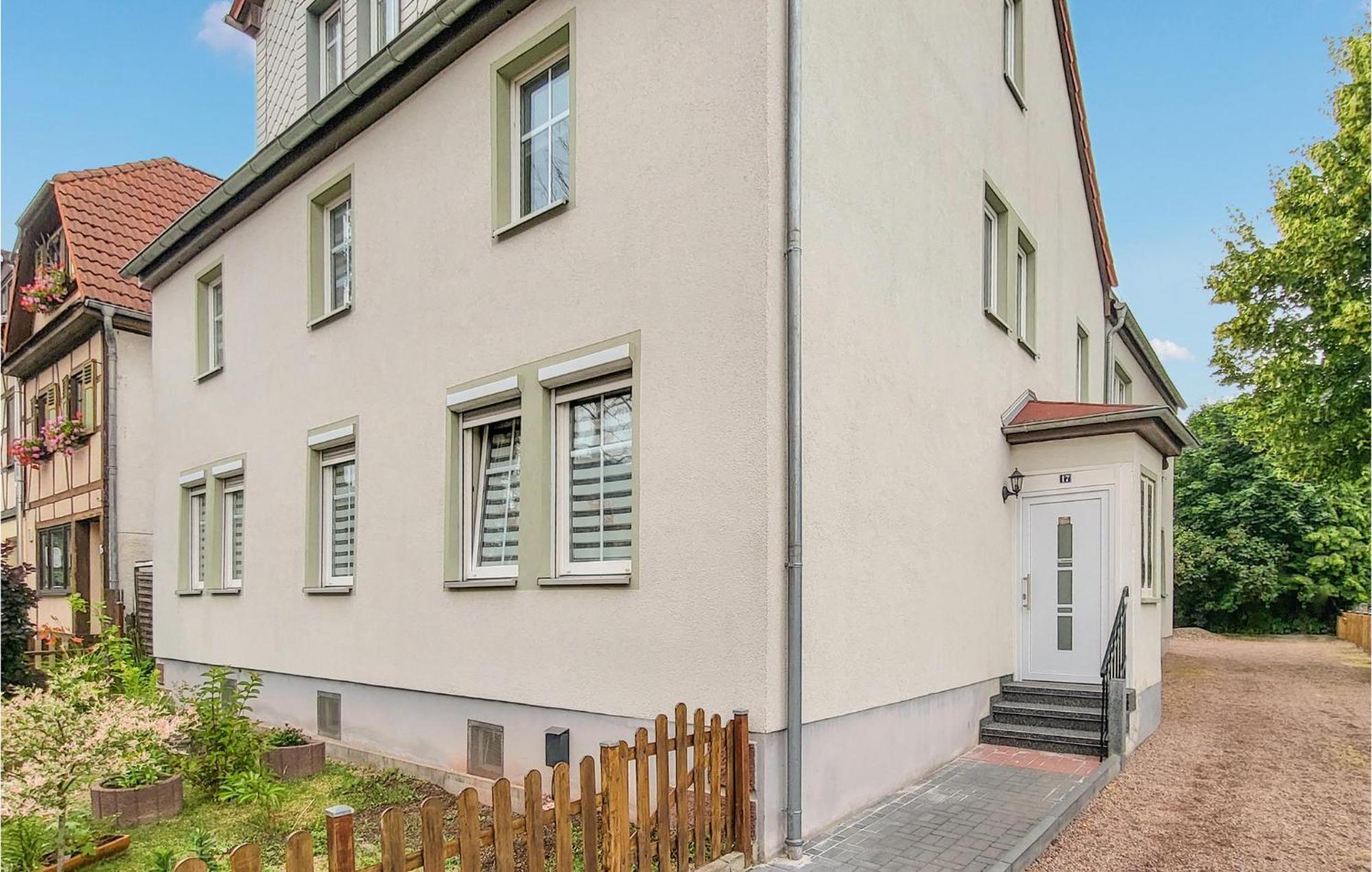 2 Bedroom Nice Apartment In Friedrichroda Eksteriør bilde